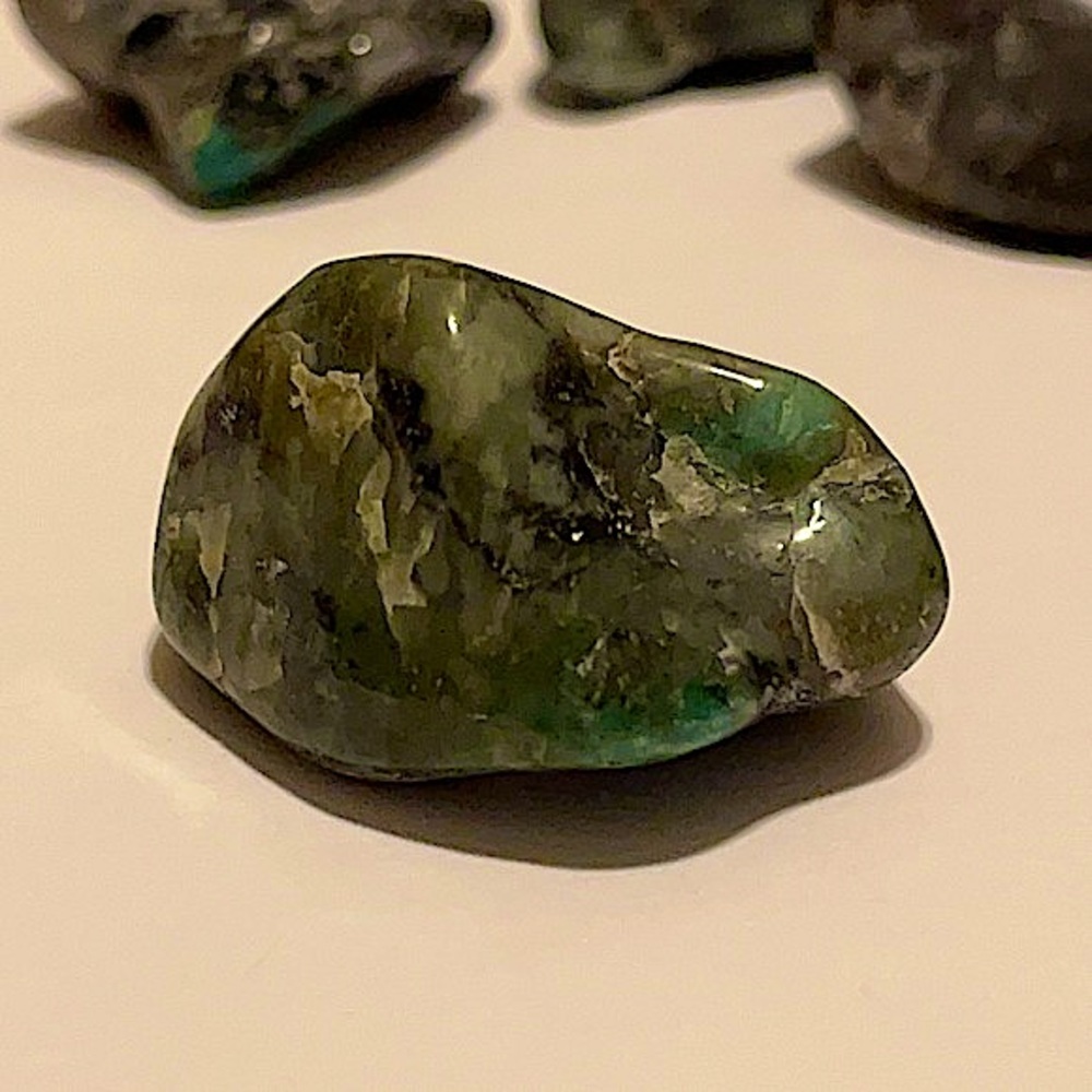 Brazilian Emerald, Mica, Indigenous Stone💚 Tumbled & Super Polished - Picture 6 of 16